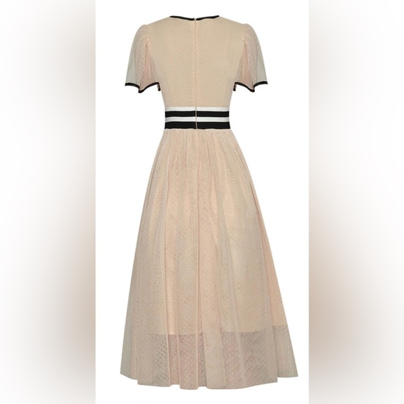 ZCRAVE NYC Boutique ‘Natia’ Midi Dress. Gorgeous and flattering for all shapes.L - Picture 3 of 14